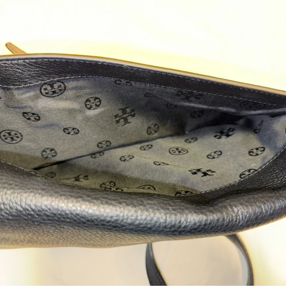 Tory Burch Britten Fold Over Messenger Black Leather Crossbody Purse - Picture 13 of 16